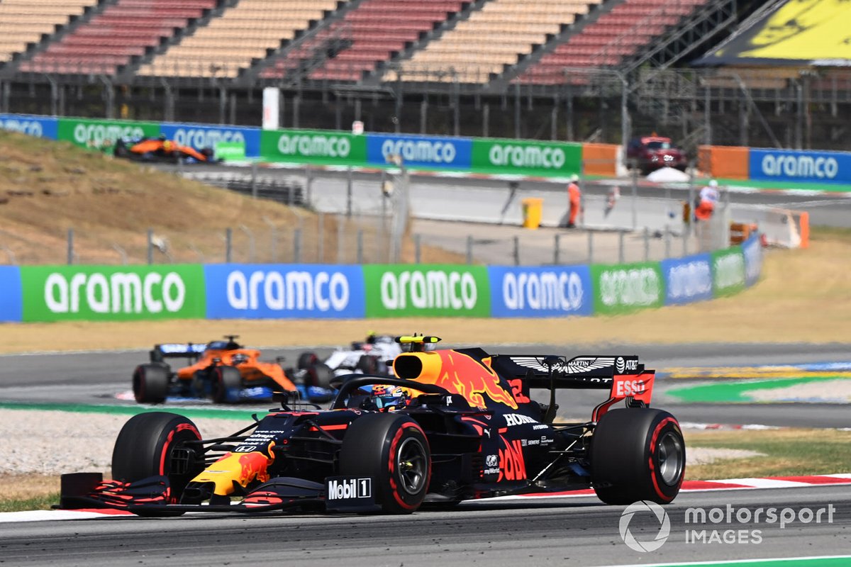 Алекс Элбон, Red Bull Racing RB16, Карлос Сайнс, McLaren MCL35