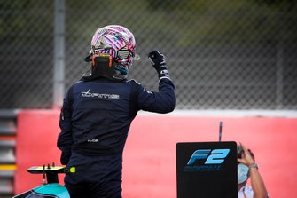 Race winner Dan Ticktum, Dams celebrates in Parc Ferme