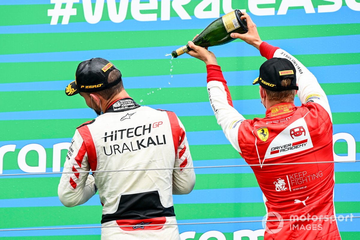 Podio: Luca Ghiotto, Hitech Grand Prix y Mick Schumacher, Prema Racing