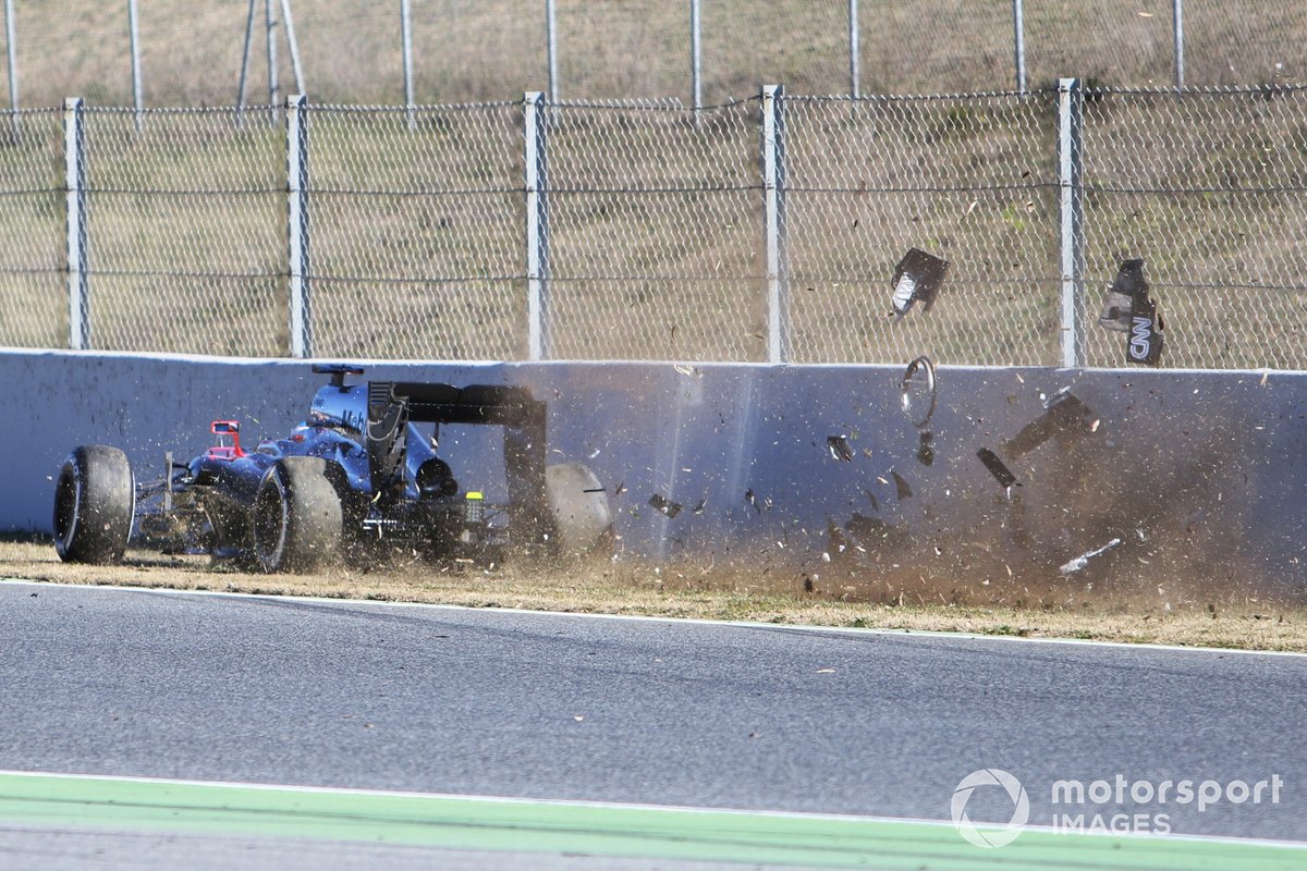 Accidente de Fernando Alonso, McLaren MP4-30