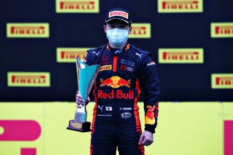 Yuki Tsunoda, Carlin