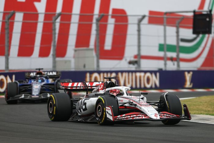 Esteban Ocon, Haas F1 Team, Alexander Albon, Williams