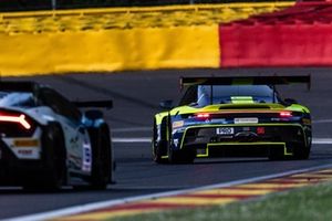 #96 Rutronik Racing Porsche 911 GT3 R (992): Sven Müller, Patric Niederhauser, Alessio Picariello