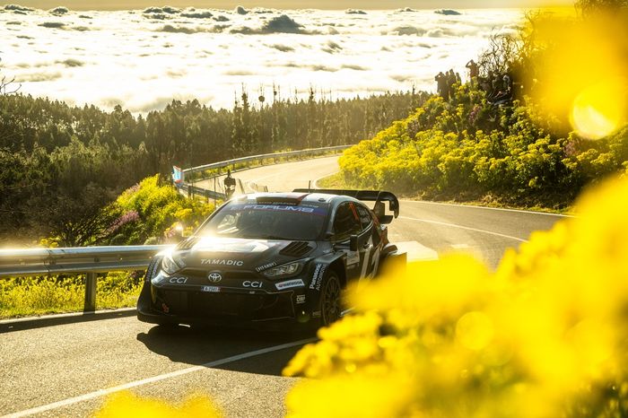Sébastien Ogier, Vincent Landais, Toyota Gazoo Racing WRT Toyota GR Yaris Rally1