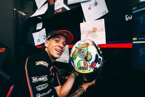 Marco Bezzecchi, Casco Aprilia Racing
