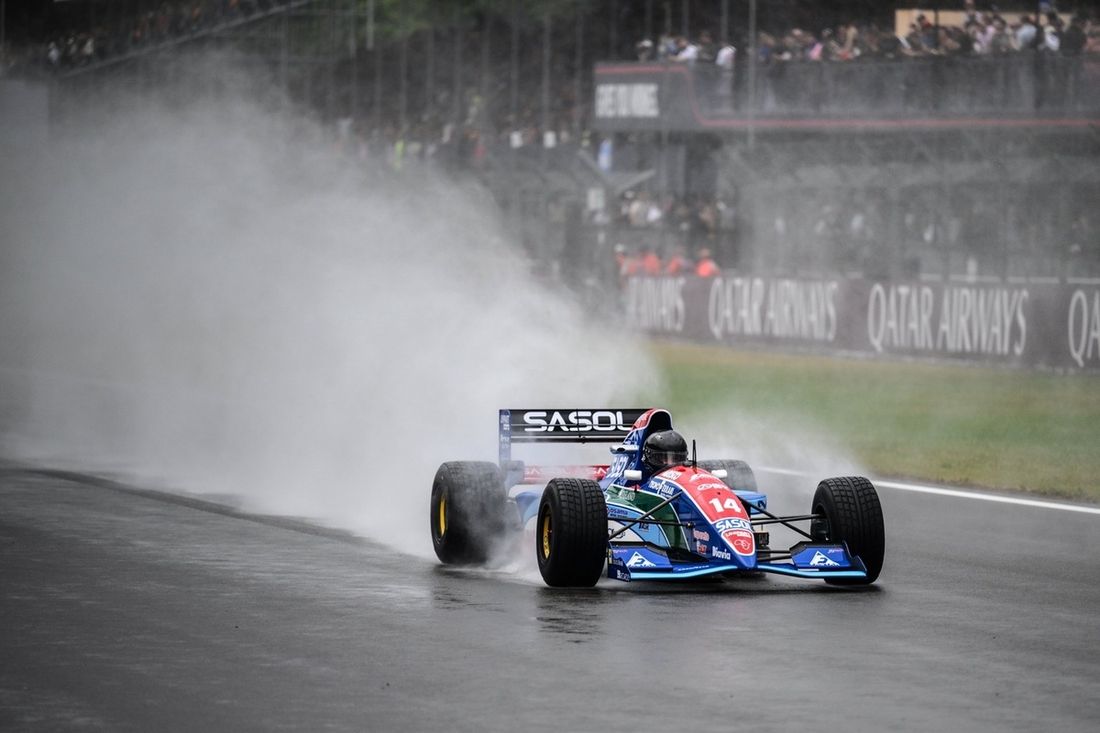 Jordan 194 Hart on track for the Eddie Jordan tribute.