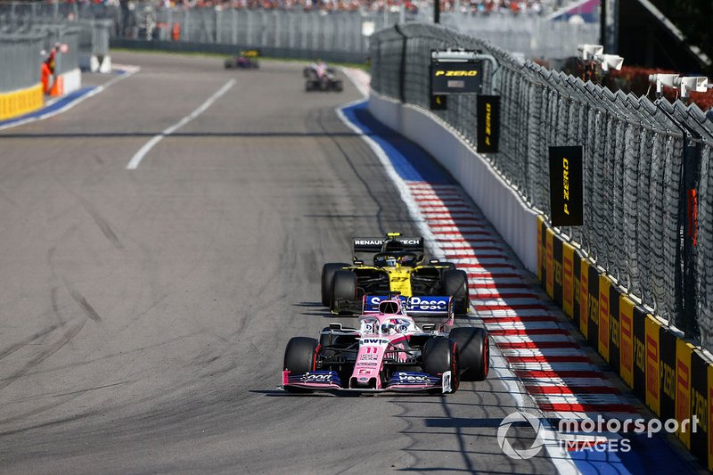 Sergio Perez, Racing Point RP19, leads Nico Hulkenberg, Renault F1 Team R.S. 19