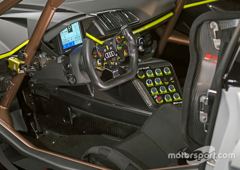 Audi R8 LMS GT2