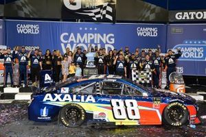Alex Bowman, Hendrick Motorsports, Chevrolet Camaro Axalta celebrates his win