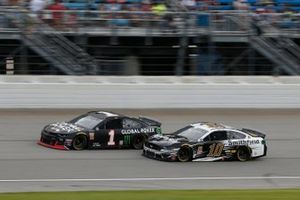 Aric Almirola, Stewart-Haas Racing, Ford Mustang Smithfield Kurt Busch, Chip Ganassi Racing, Chevrolet Camaro Global Poker