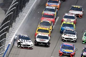  Brad Keselowski, Team Penske, Ford Mustang Miller Lite and  Kevin Harvick, Stewart-Haas Racing, Ford Mustang Jimmy John's wreck