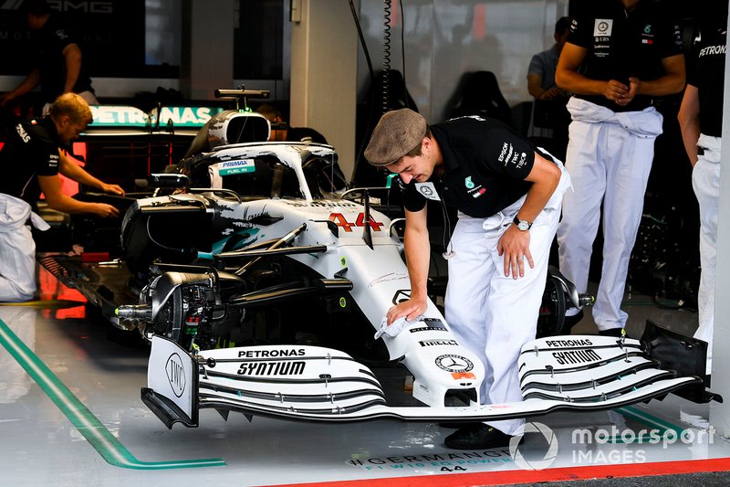 Mecánicos de Mercedes AMG F1