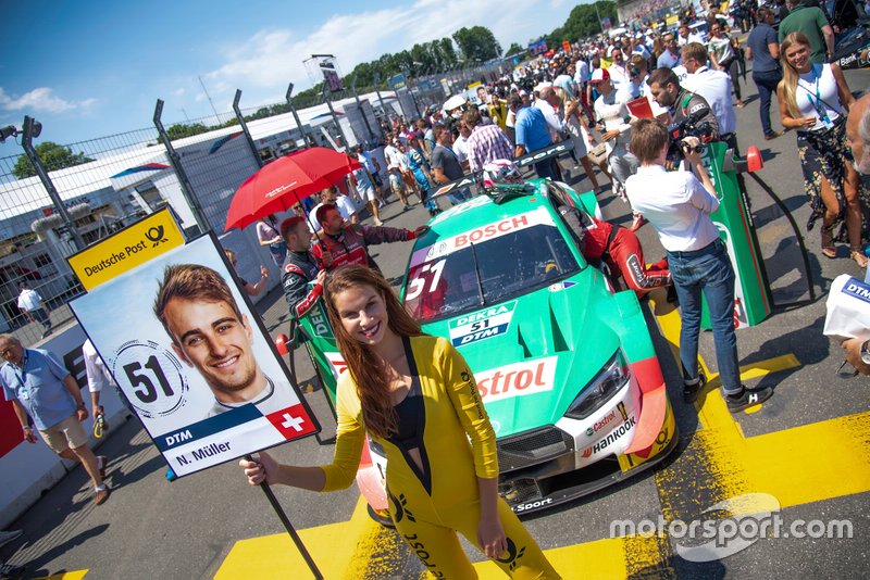Grid girl, Nico Müller, Audi Sport Team Abt Sportsline, Audi RS 5 DTM