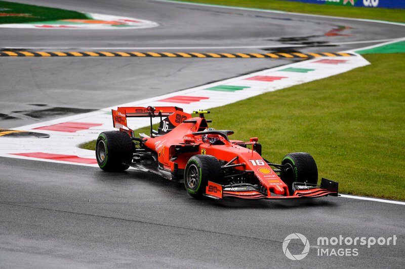 Charles Leclerc, Ferrari SF90, taglia la curva