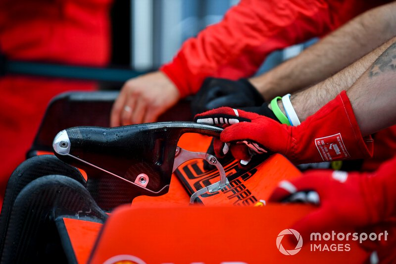 Rear wing on Ferrari SF90