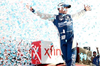 Race winner A.J. Allmendinger, Kaulig Racing, Chevrolet Camaro
