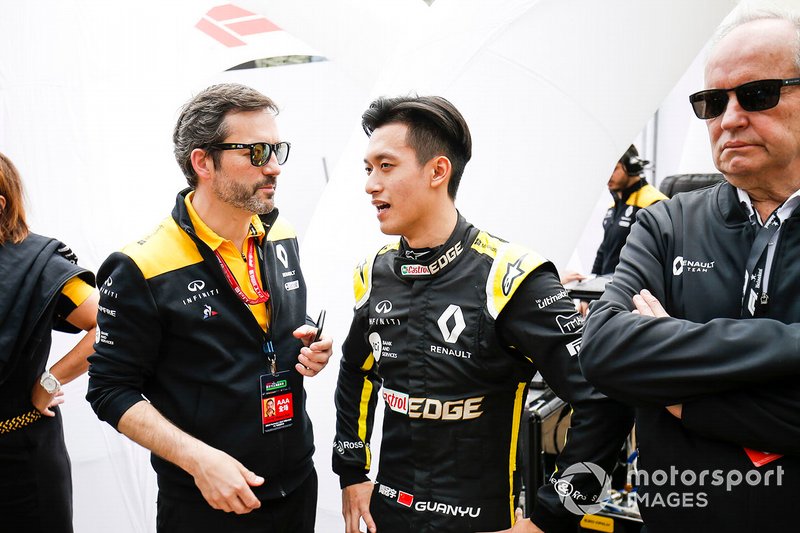 Guanyu Zhou, Renault F1 Team