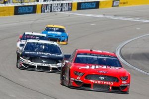 Daniel Suarez, Stewart-Haas Racing, Ford Mustang Haas Automation and Aric Almirola, Stewart-Haas Racing, Ford Mustang Smithfield