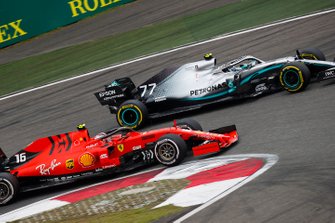 Charles Leclerc, Ferrari SF90, Valtteri Bottas, Mercedes AMG W10
