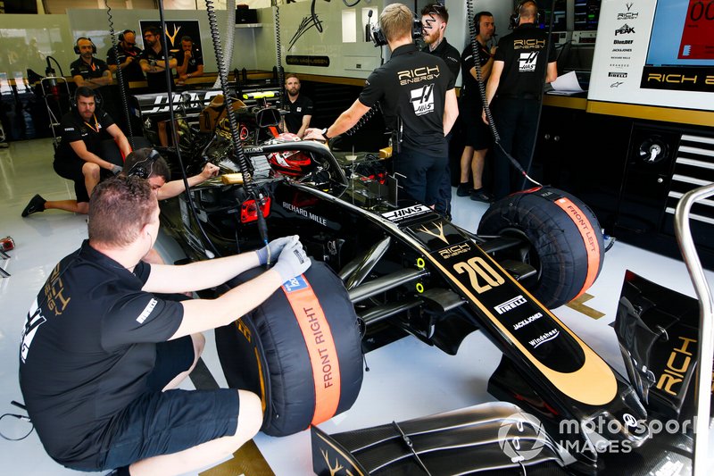 Kevin Magnussen, Haas F1 Team VF-19, in the garage