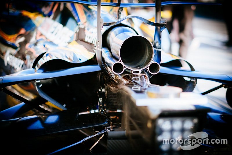 Renault F1 Team R.S.19, egzoz detay