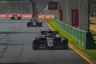Kevin Magnussen, Haas F1 Team VF-19, Romain Grosjean, Haas F1 Team VF-19