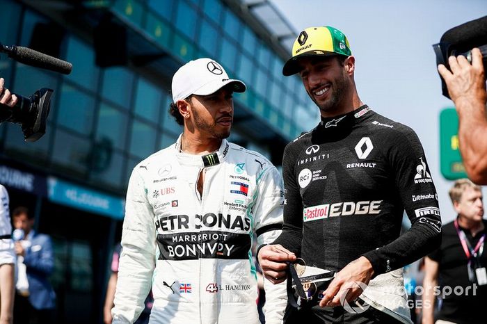 Lewis Hamilton, Mercedes AMG F1 y Daniel Ricciardo, Renault F1 Team 