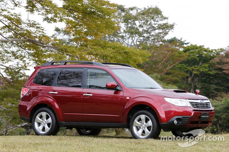 Subaru Forester третьої генерації, роки виробництва: 2007–2012.