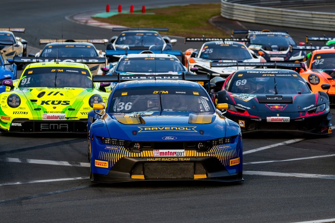 Arjun Maini, Team HRT Ford Mustang GT3