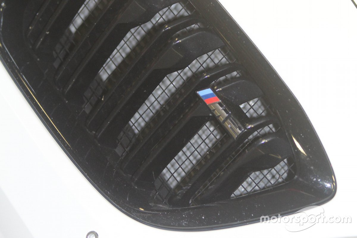 BMW M2 CS Racing