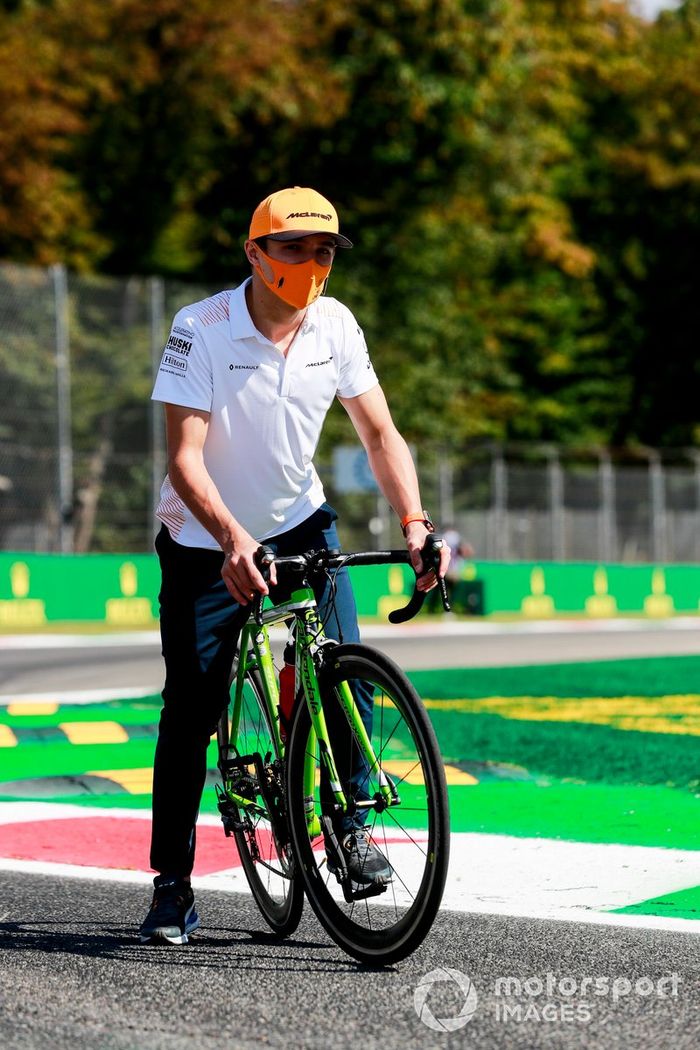 Lando Norris, McLaren, recorre la pista