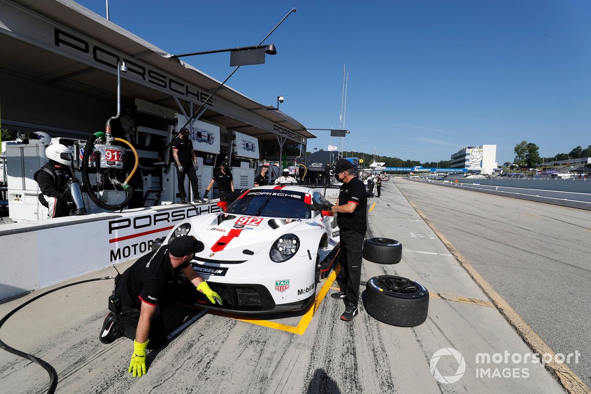#912 Porsche GT Team Porsche 911 RSR - 19, GTLM: Laurens Vanthoor, Earl Bamber