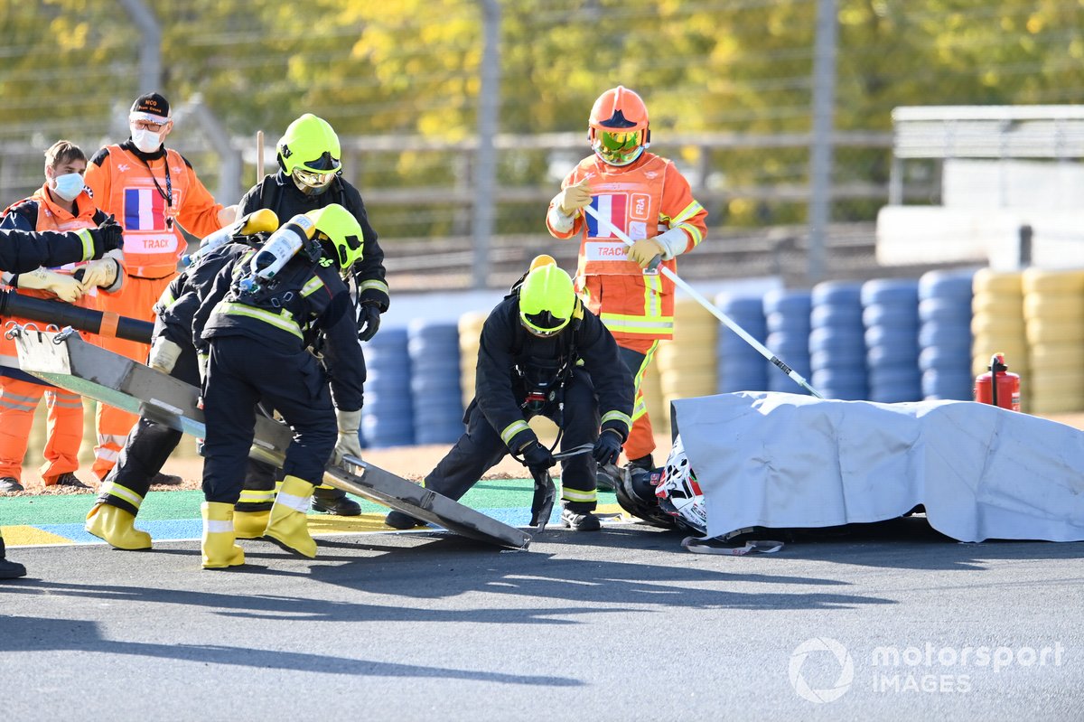 Moto de Mattia Casadei, Ongetta SIC58 Squadracorse después de la caída