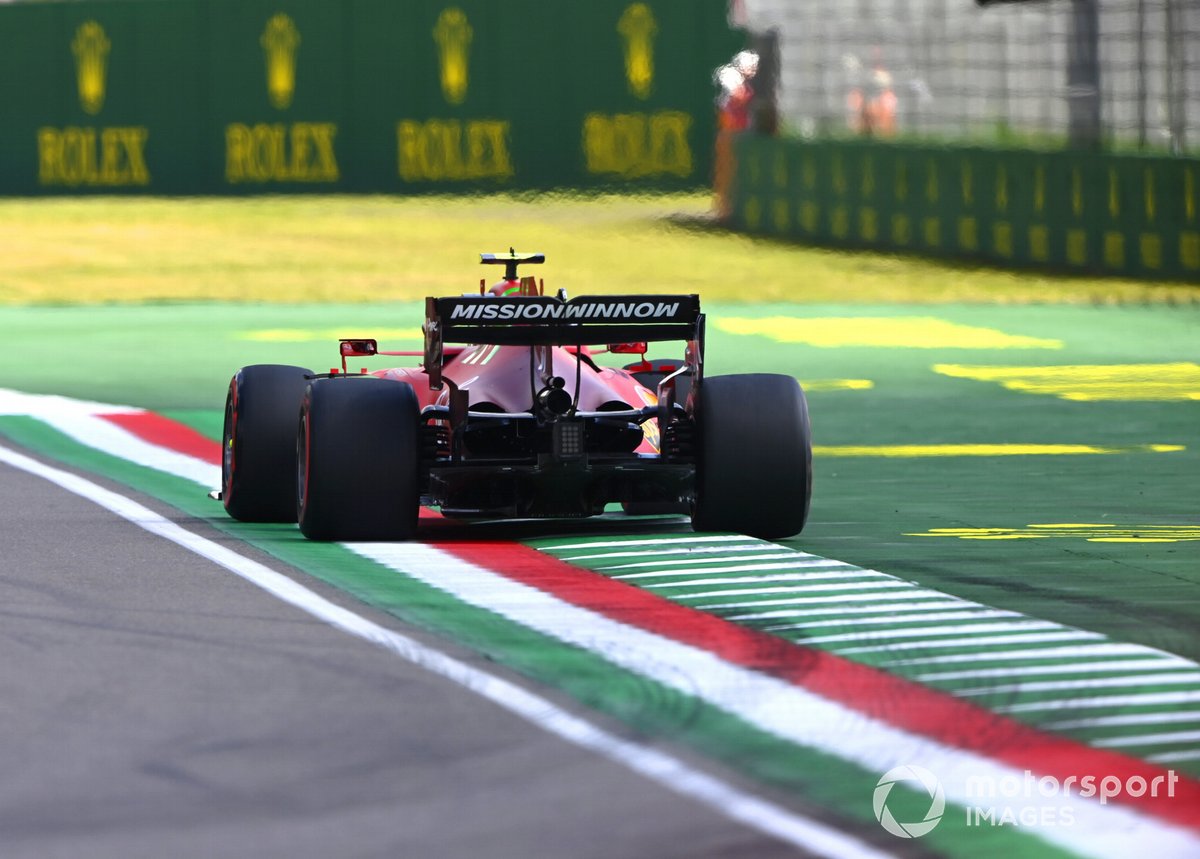 Carlos Sainz Jr., Ferrari SF21