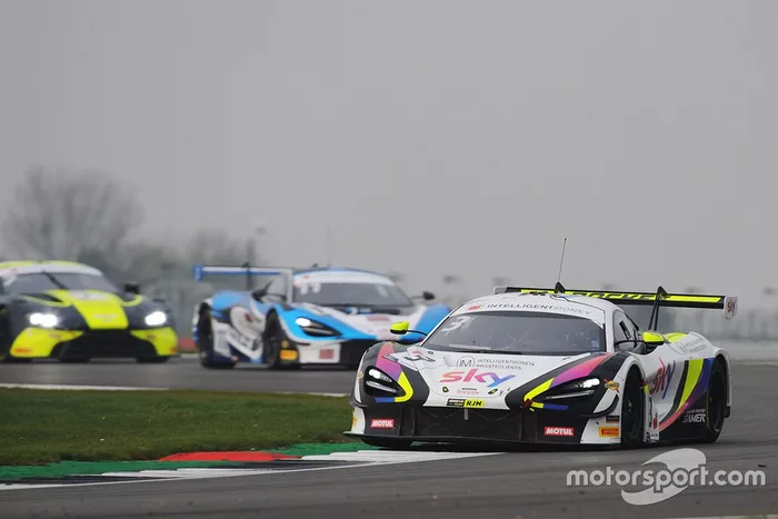 #3 Chris Buncombe, Jenson Button - Jenson Team Rocket RJN McLaren 720S GT3