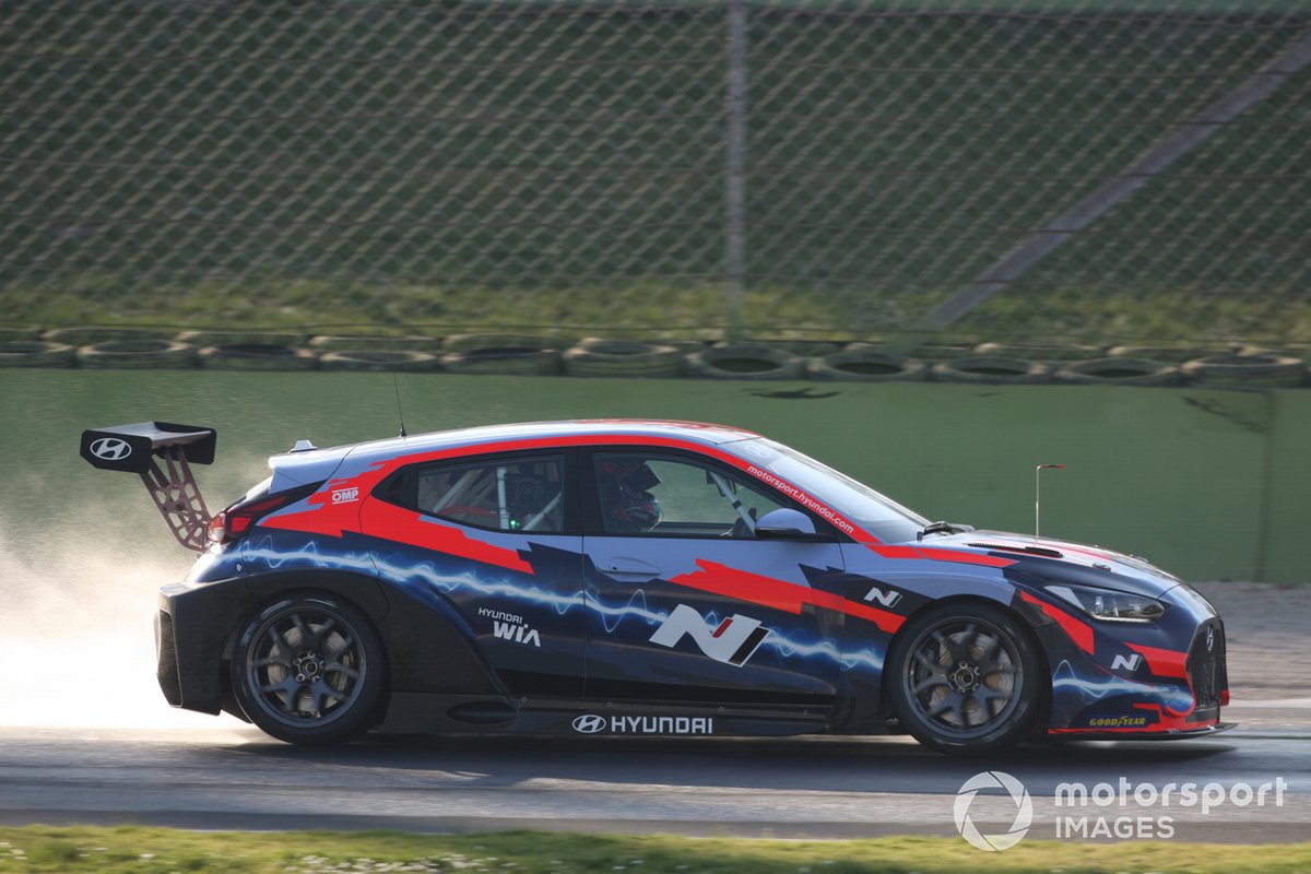 Jean-Karl Vernay, Augusto Farfus, Hyundai Motorsport, Hyundai Veloster N ETCR