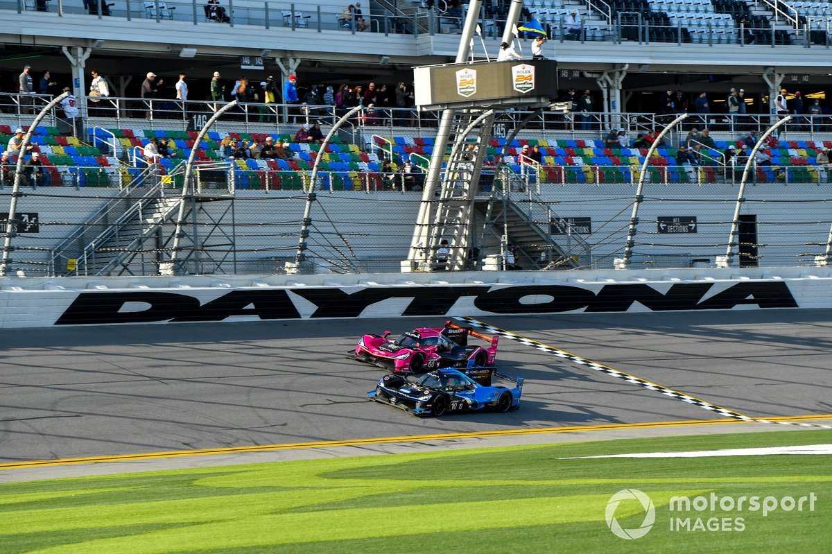 #60 Meyer Shank Racing w/Curb-Agajanian Acura DPi, DPi: Dane Cameron, Olivier Pla, Juan Pablo Montoya, A.J. Allmendinger, #10: Konica Minolta Acura ARX-05 Acura DPi, DPi: Ricky Taylor, Filipe Albuquerque, Alexander Rossi, Helio Castroneves