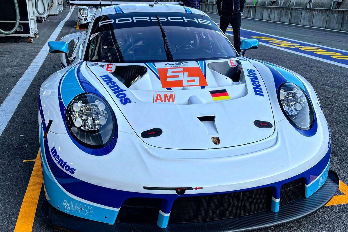 #56 Team Project 1, Porsche 911 RSR-19: Matteo Cairoli, Egidio Perfetti, Riccardo Pera