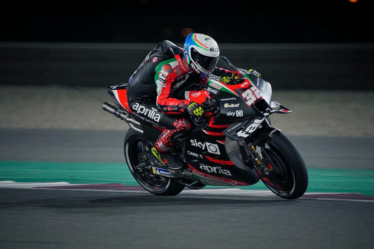 Lorenzo Savadori, Aprilia Racing Team