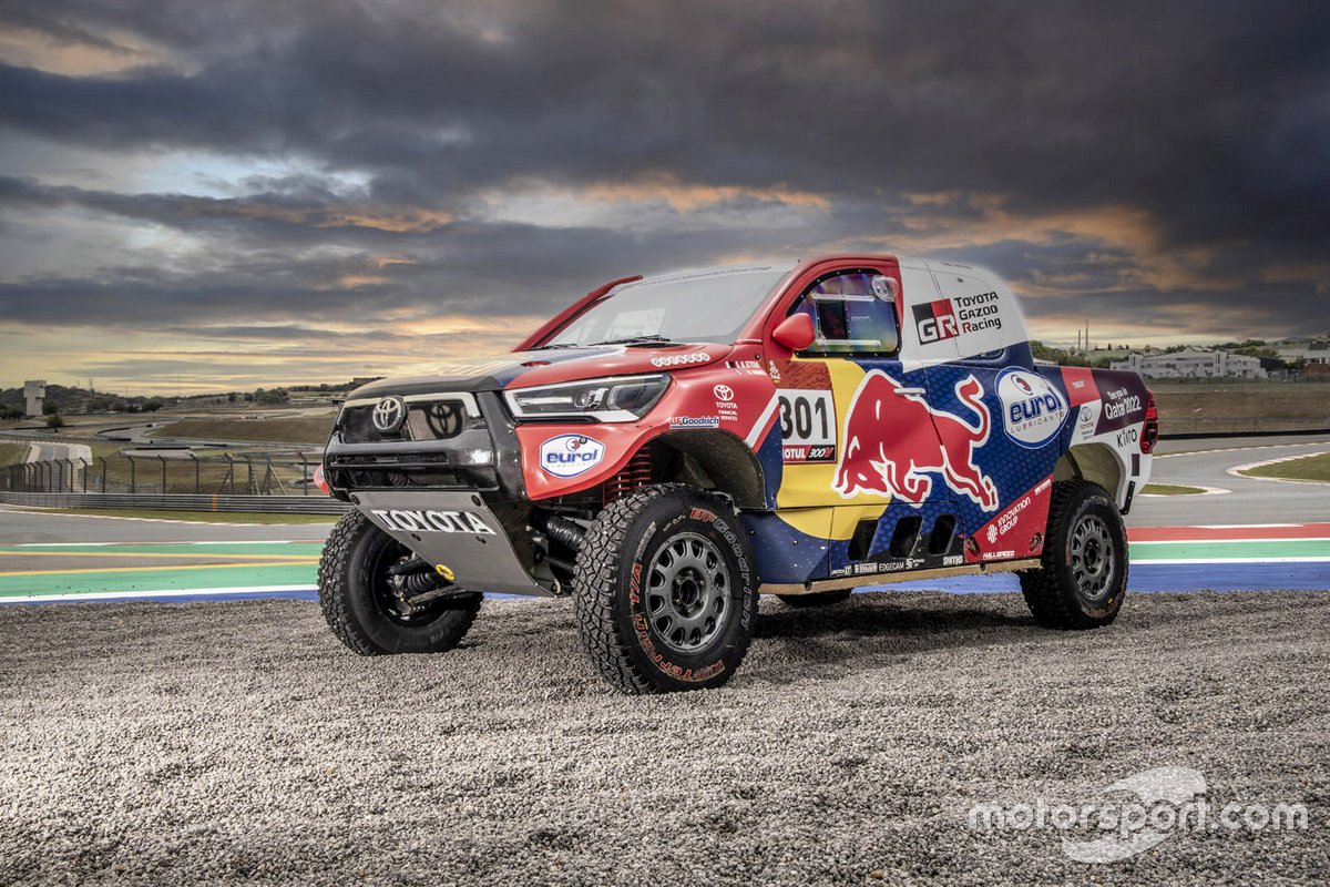 #301 Toyota Gazoo Racing Toyota Hilux: Nasser Al-Attiyah, Mathieu Baumel