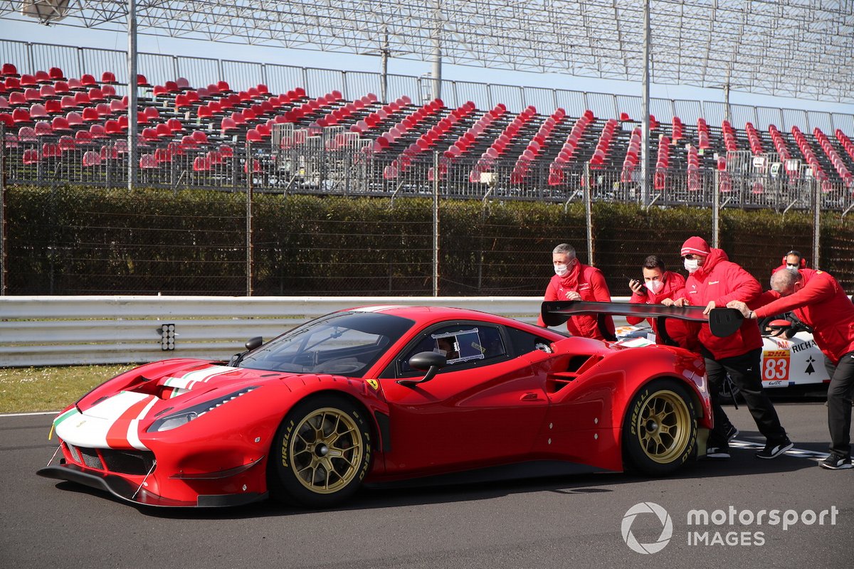 La Ferrari 488 GTE