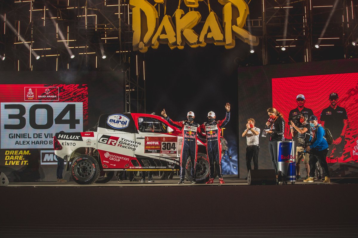#304 Toyota Gazoo Racing: Giniel De Villiers, Alex Haro