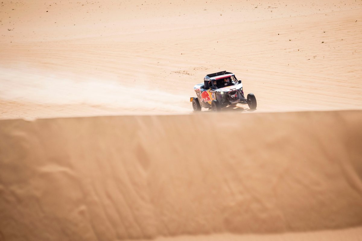 #301 Red Bull Off-Road Team USA: Cristina Gutierrez, Francois Cazalet