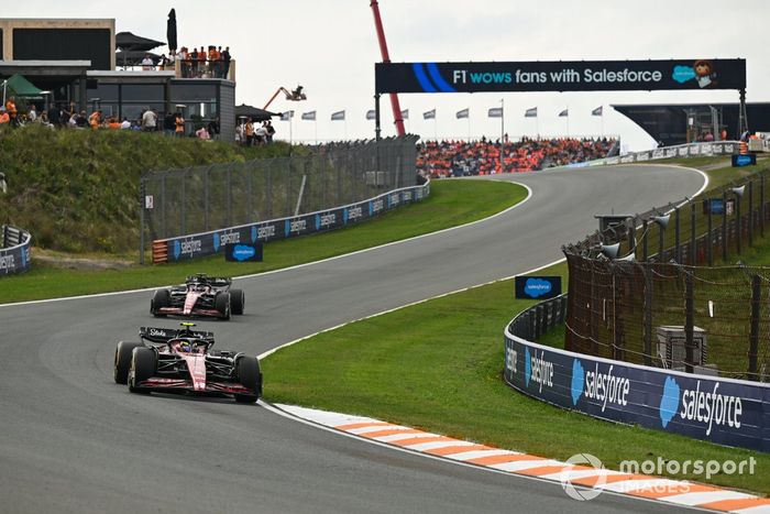Zhou Guanyu, Alfa Romeo C43, Valtteri Bottas