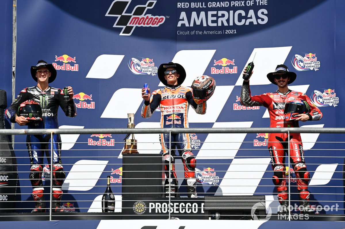 Podio: 1º Marc Márquez, 2º Fabio Quartararo, 3º Pecco Bagnaia