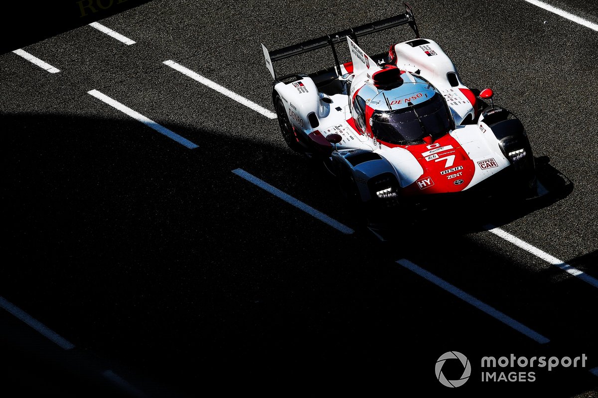#7 Toyota Gazoo Racing Toyota GR010 - Hybrid Hypercar de Mike Conway, Kamui Kobayashi, Jose Maria Lopez