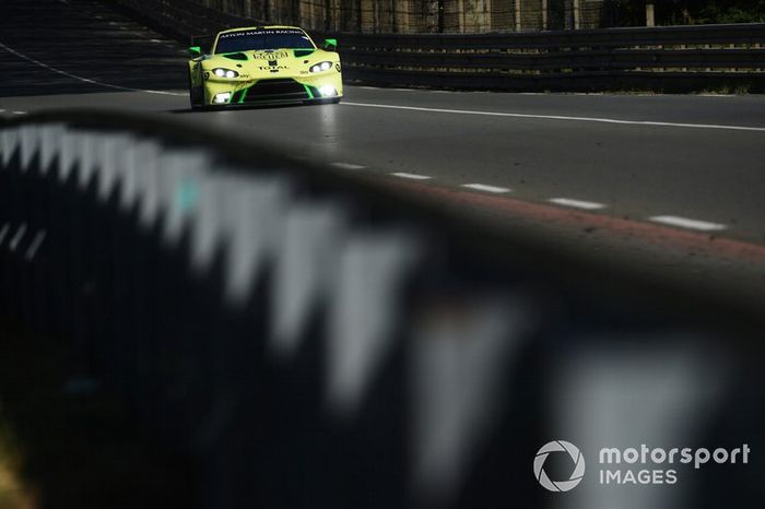 #97 Aston Martin Racing Aston Martin Vantage AMR: Alex Lynn, Maxime Martin, Jonathan Adams, Russ Gunn
