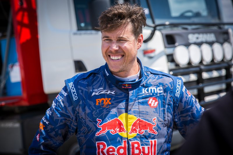 Bryce Menzies, Peugeot 3008 DKR Maxi