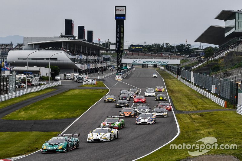 Start der Lamborghini Super Trofeo Asia 2019 in Suzuka