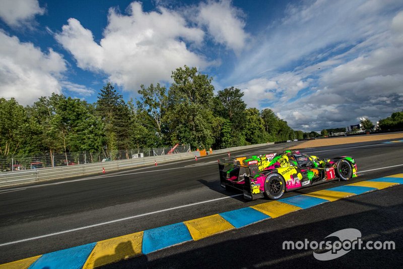 #1 Rebellion Racing Rebellion R-13: Andre Lotterer, Neel Jani, Bruno Senna